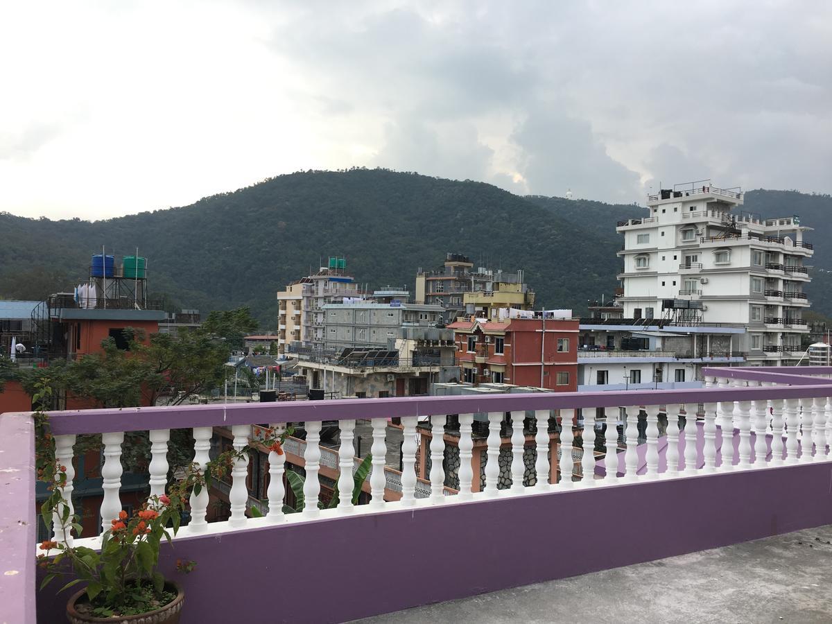 Hotel Pokhara International Exterior photo