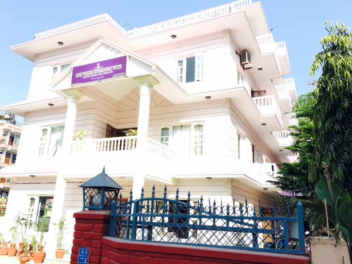 Hotel Pokhara International Exterior photo